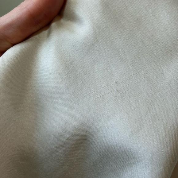 Express Classic White Midi Dress - Picture 4 of 5